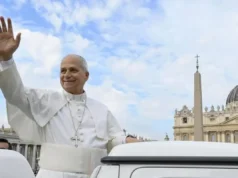 Papa Leone XIV ricoverato al Gemelli, operazione al polmone: una settimana di stop, cosa sappiamo Papa Leone XIV ricoverato al Gemelli per operazione a un nodulo al polmone