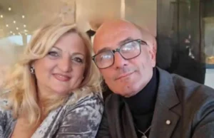 Caivano, Salvatore assunto il giorno prima dell’incidente mortale: «Seri dubbi», cosa non torna alla famiglia Salvatore Calignano con la moglie Carmela, operaio morto dopo l'incidente a Caivano