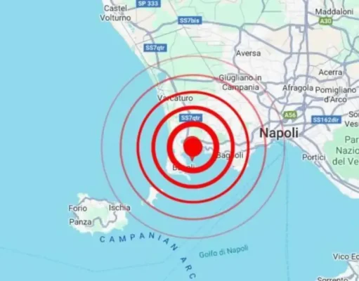 Terremoto ai Campi Flegrei, scossa di magnitudo 2.8 nella notte: epicentro a pochi chilometri da Bacoli Mappa dell'epicentro del terremoto di magnitudo 2.8 ai Campi Flegrei vicino a Bacoli
